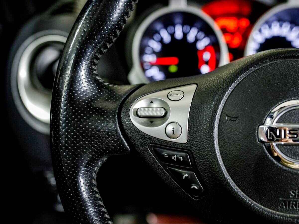 Nissan Juke 2013 - фото автомобиля