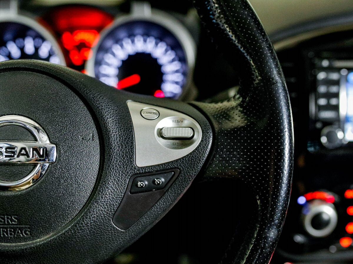 Nissan Juke 2013 - фото автомобиля