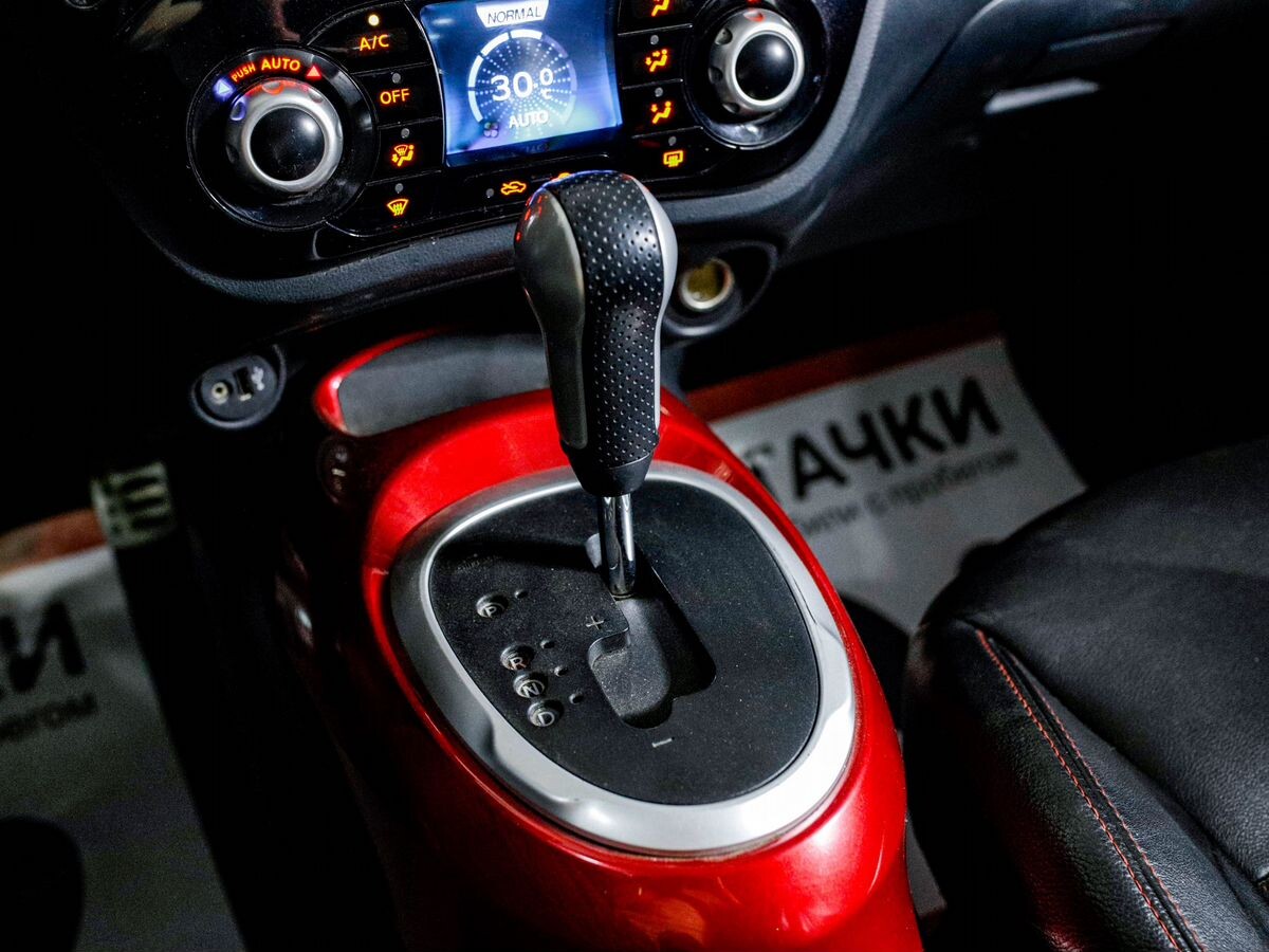 Nissan Juke 2013 - фото автомобиля