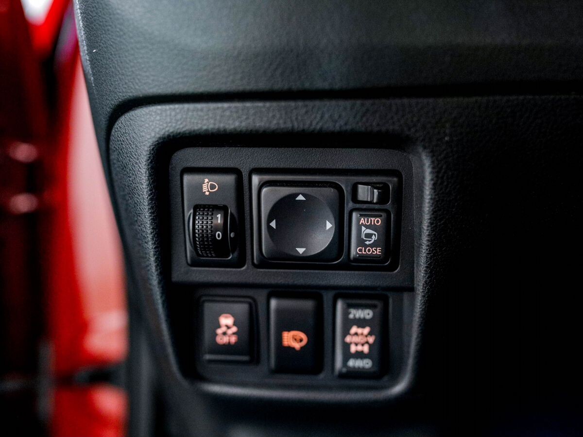 Nissan Juke 2013 - фото автомобиля