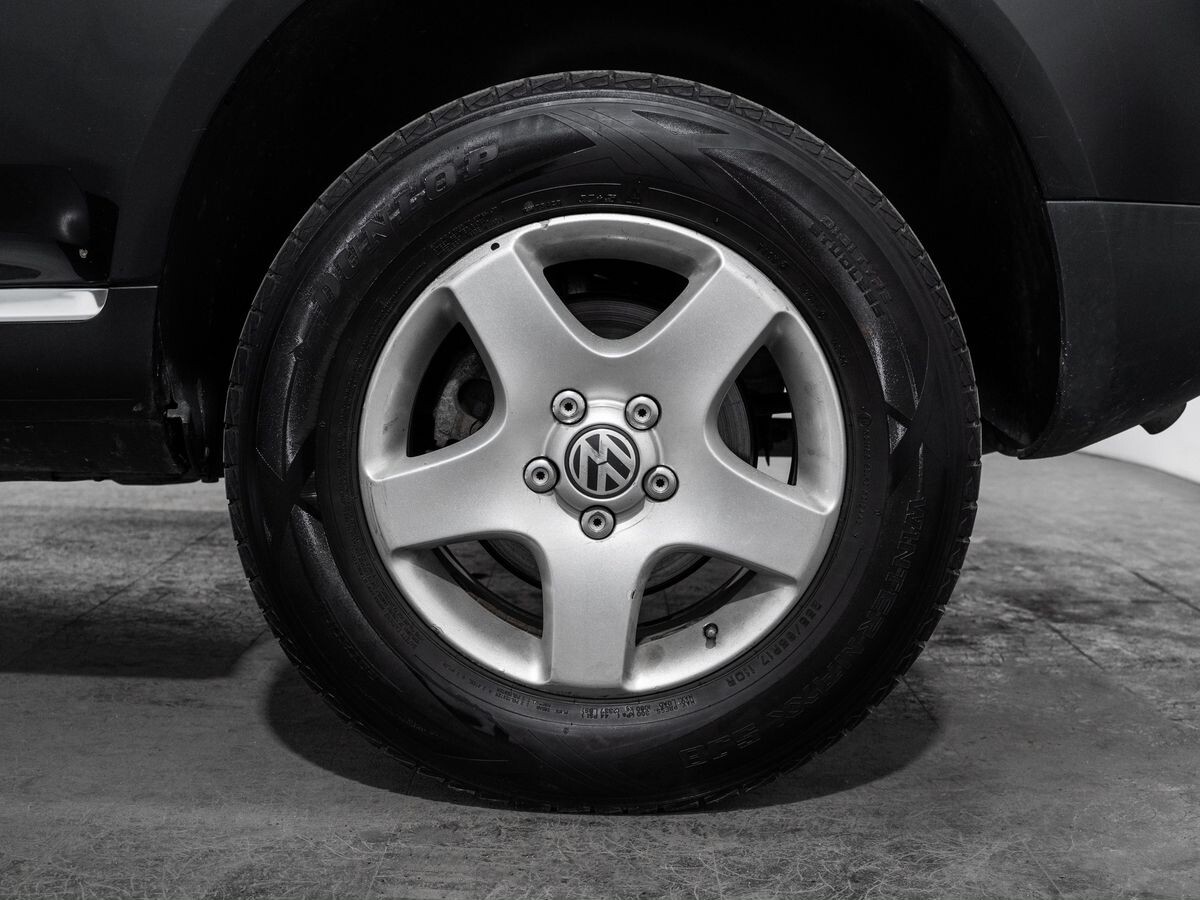 Volkswagen Touareg 2008 - фото автомобиля