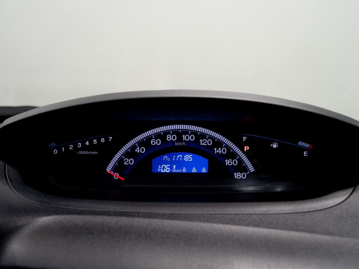 Honda Freed 2014 - фото автомобиля