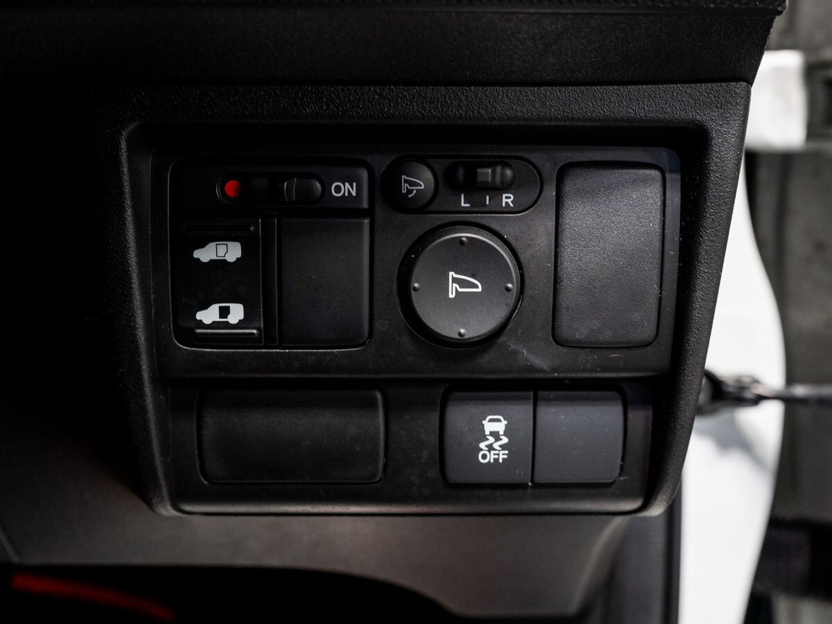 Honda Freed 2014 - фото автомобиля