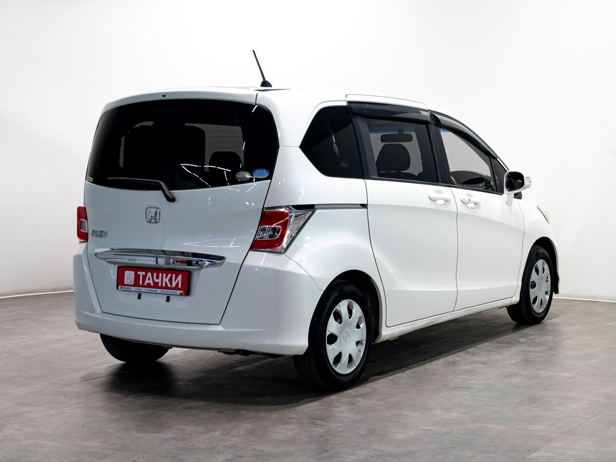 Honda Freed 2014 - фото автомобиля
