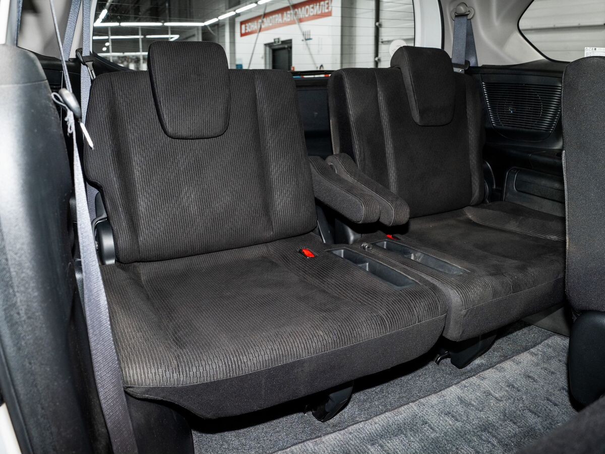Honda Freed 2014 - фото автомобиля