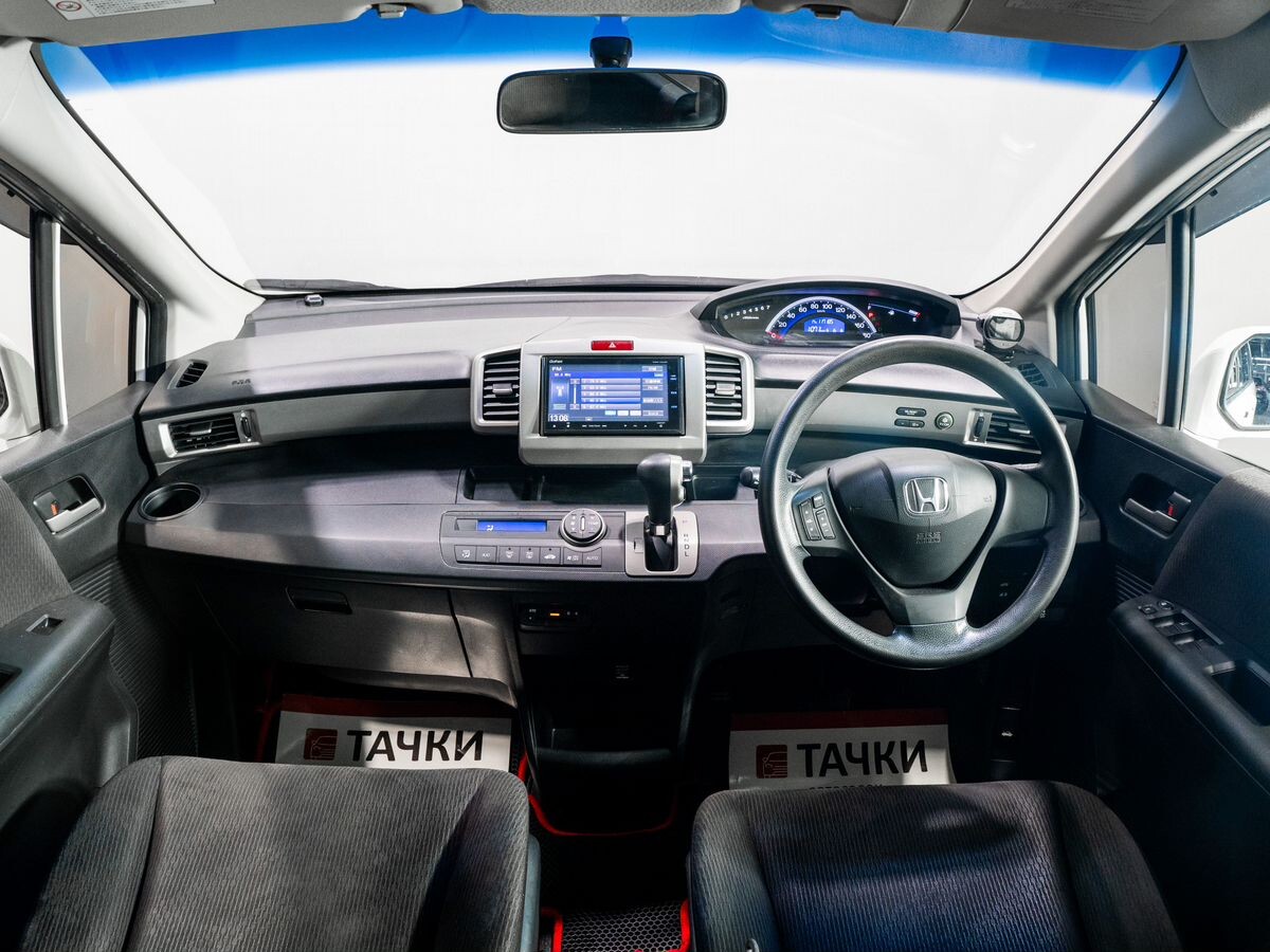 Honda Freed 2014 - фото автомобиля