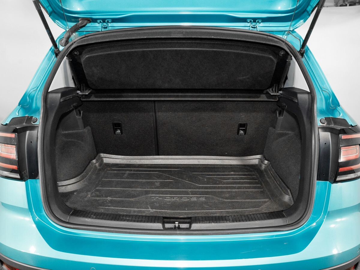 Volkswagen T-Cross 2020 - фото автомобиля