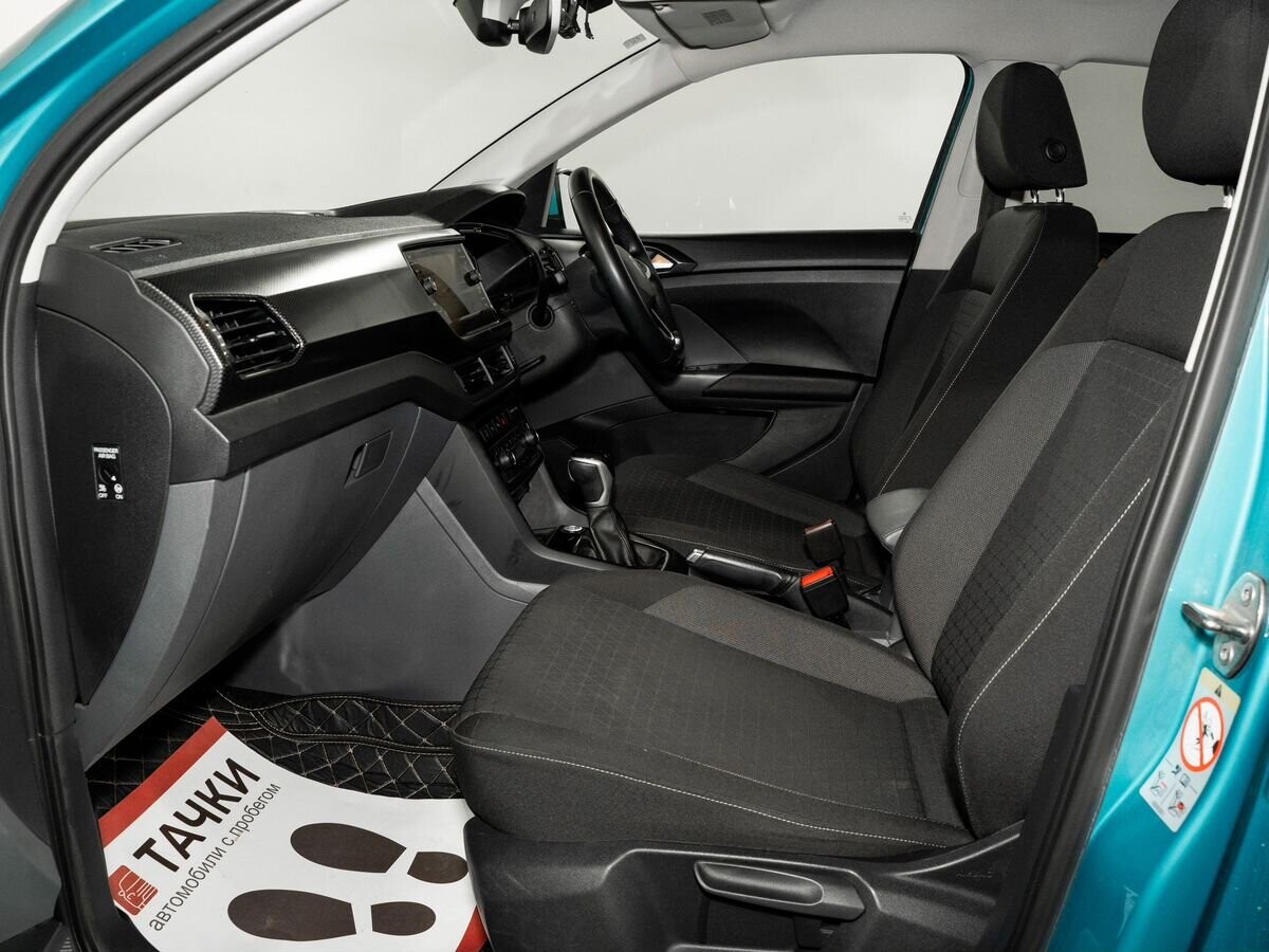Volkswagen T-Cross 2020 - фото автомобиля