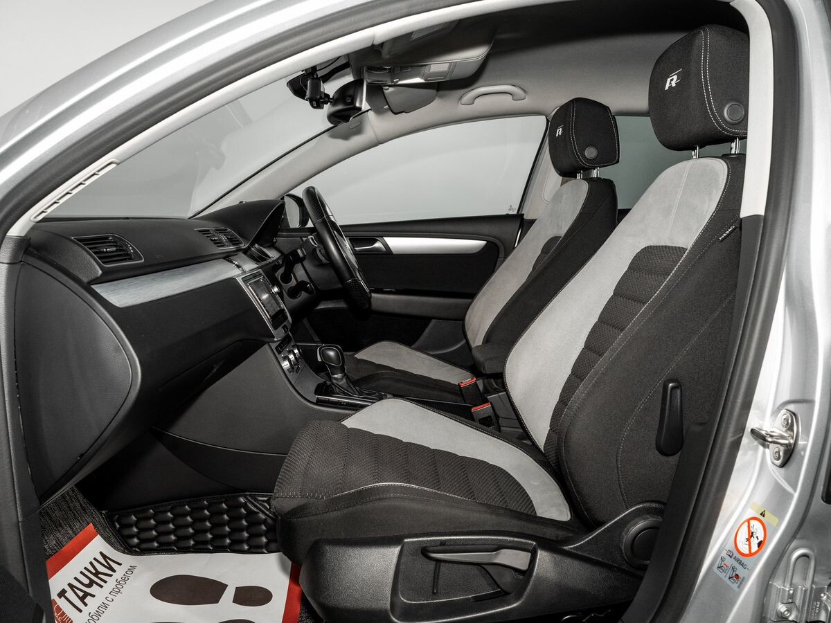 Volkswagen Passat 2014 - фото автомобиля