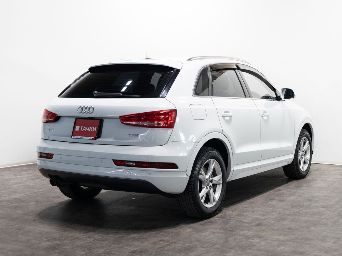 Audi Q3 2015 - фото автомобиля