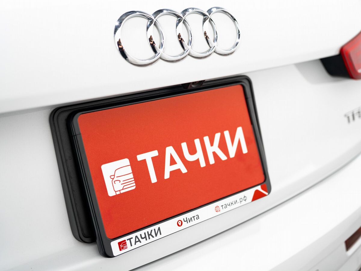 Audi Q3 2015 - фото автомобиля