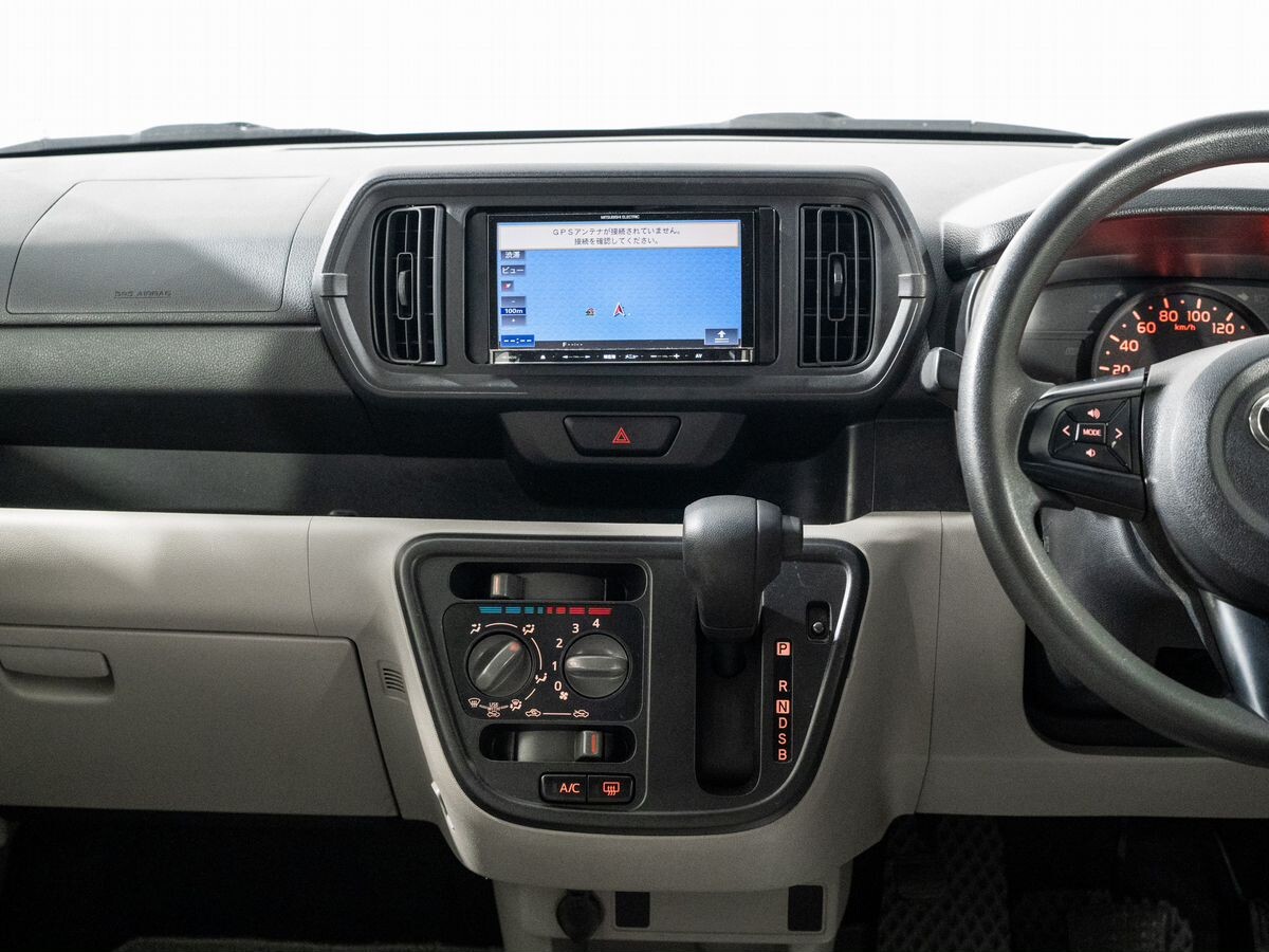 Daihatsu Boon 2018 - фото автомобиля