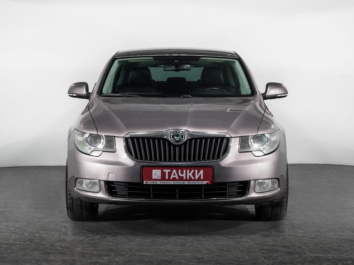 Skoda Superb 2012 - фото автомобиля