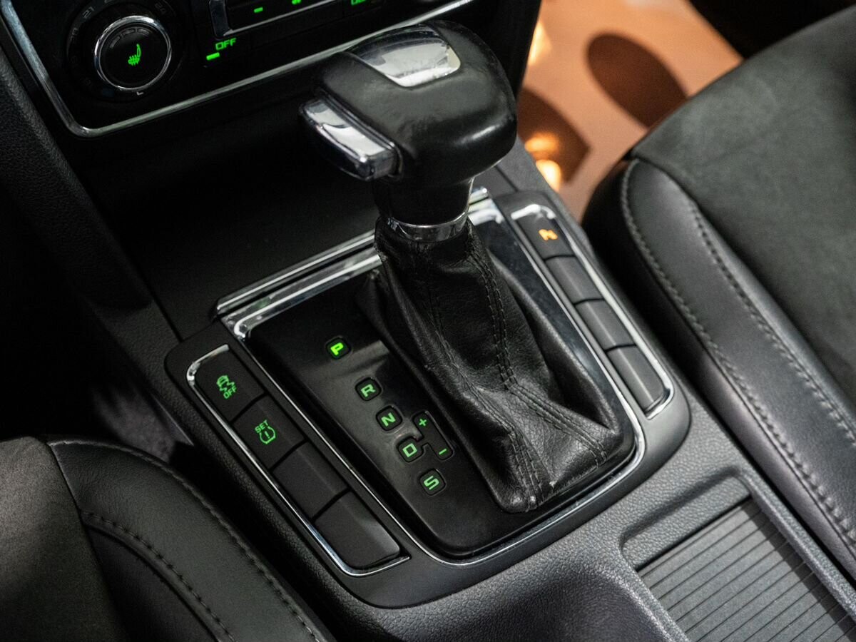 Skoda Superb 2012 - фото автомобиля