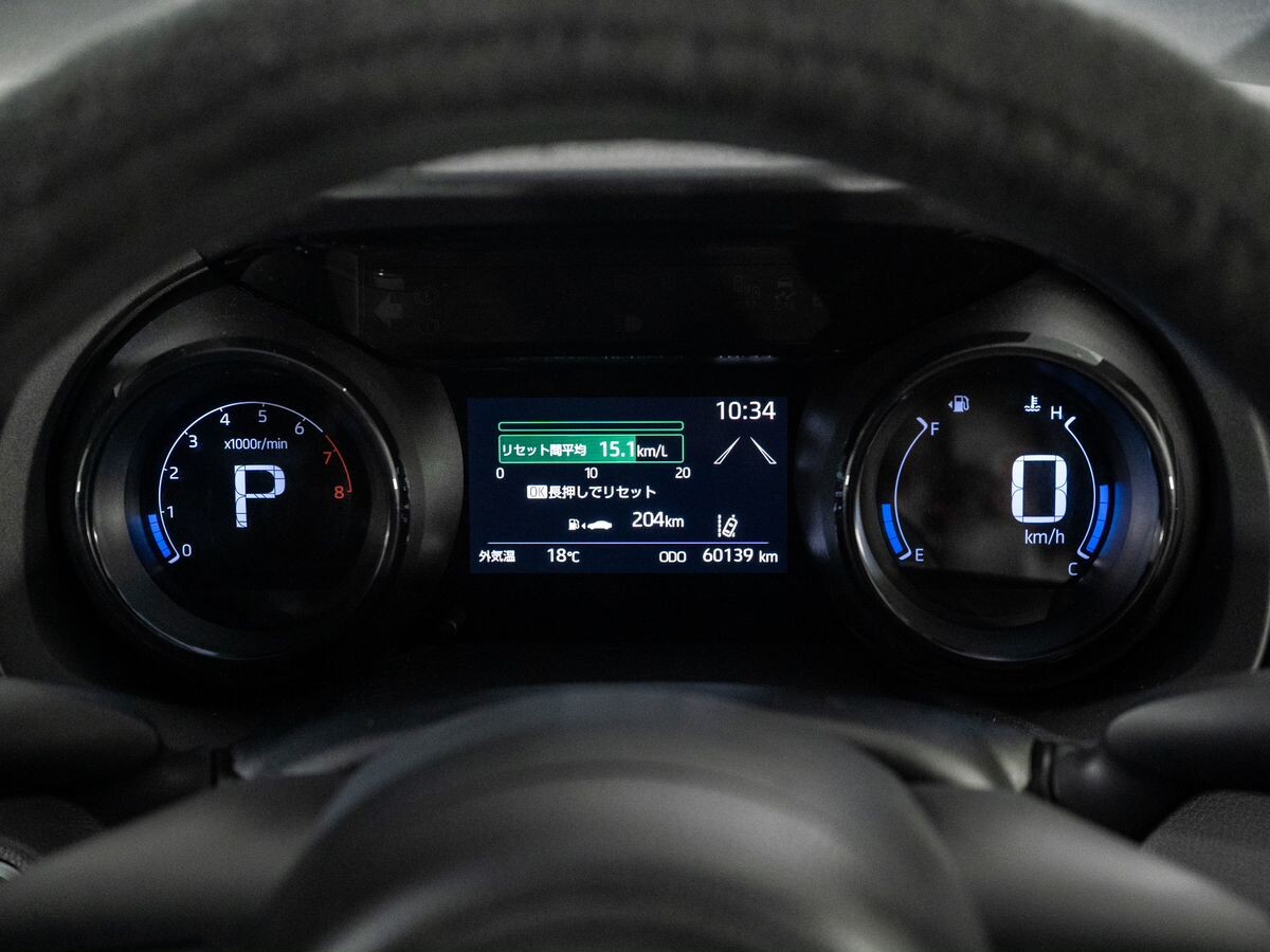 Toyota Yaris 2020 - фото автомобиля