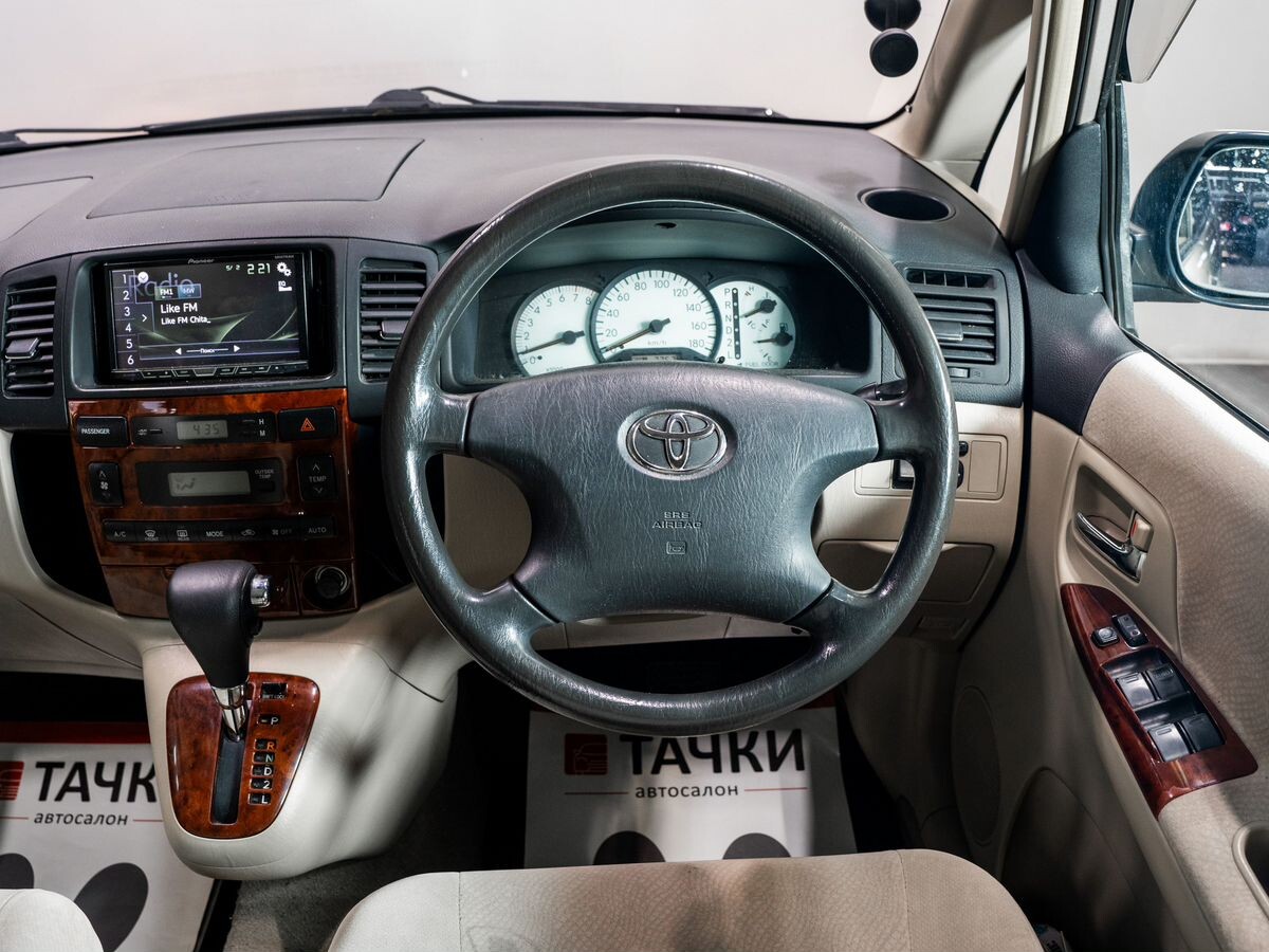 Toyota Corolla Spacio 2002 - фото автомобиля