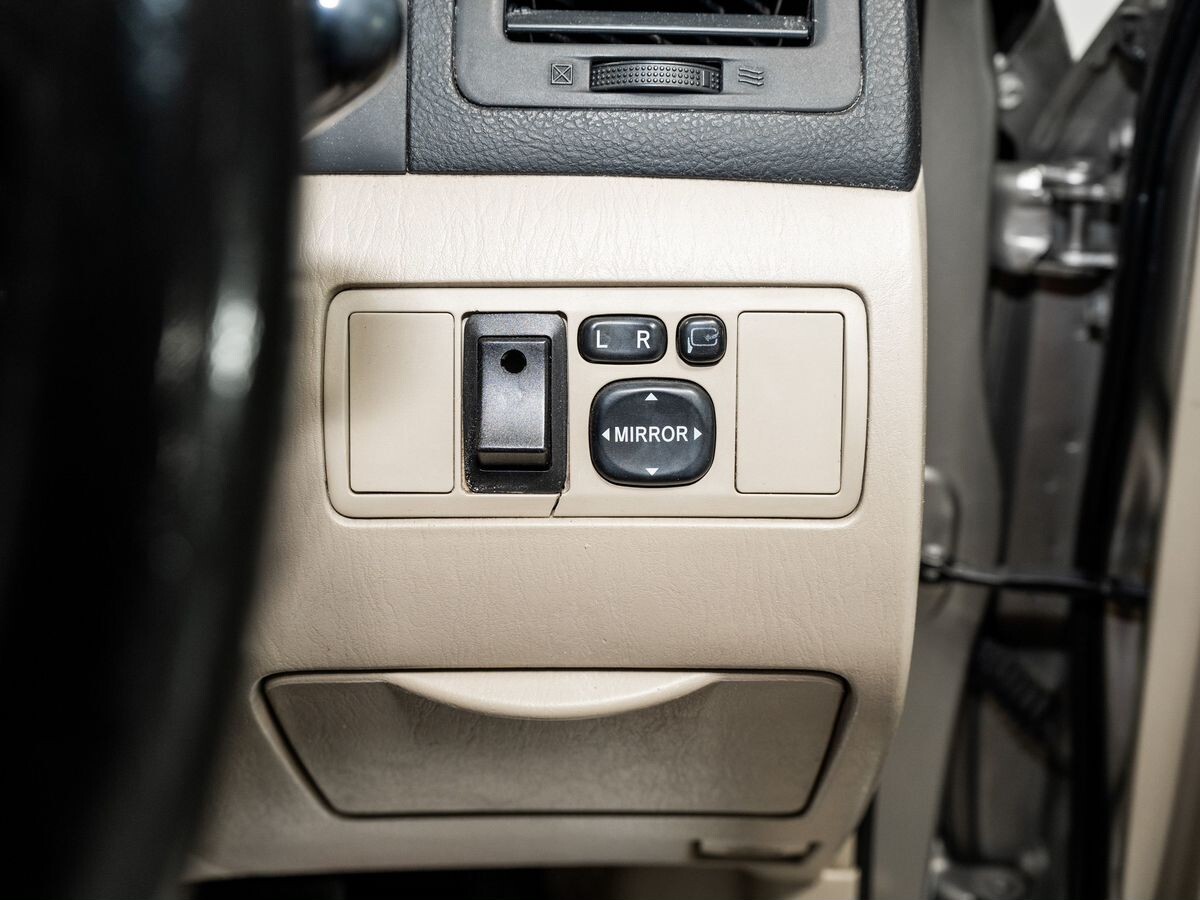 Toyota Corolla Spacio 2002 - фото автомобиля