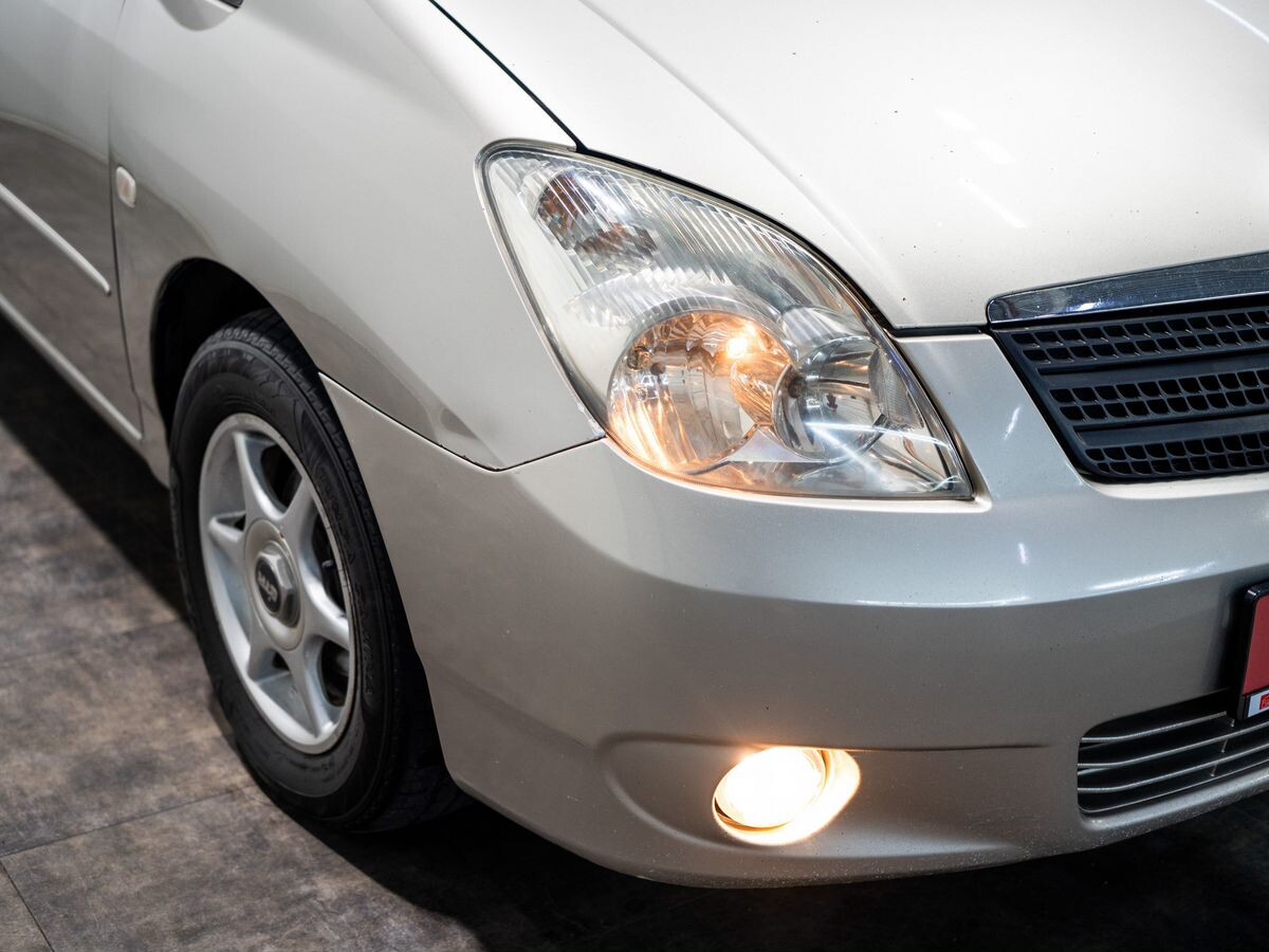 Toyota Corolla Spacio 2002 - фото автомобиля