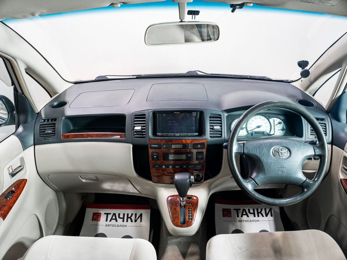 Toyota Corolla Spacio 2002 - фото автомобиля