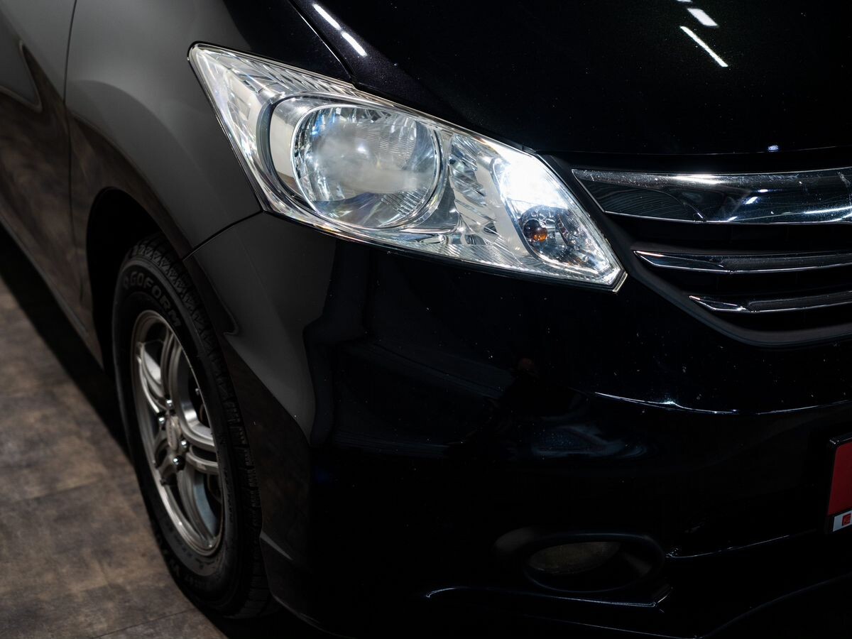 Honda Freed 2012 - фото автомобиля