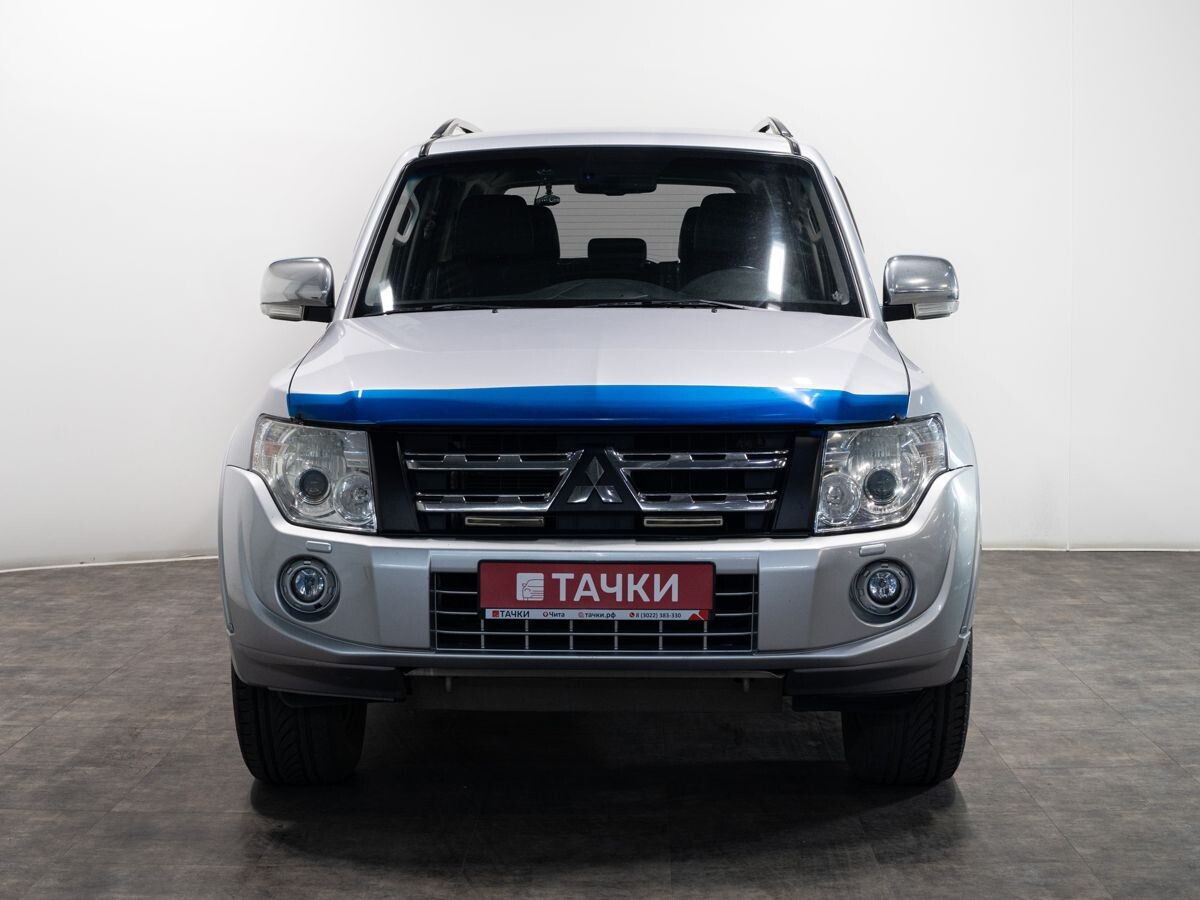 Mitsubishi Pajero 2011 - фото автомобиля