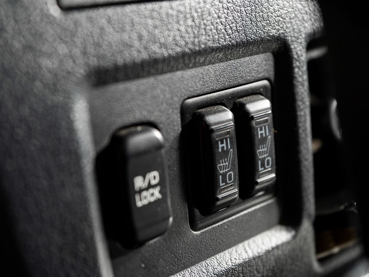 Mitsubishi Pajero 2011 - фото автомобиля
