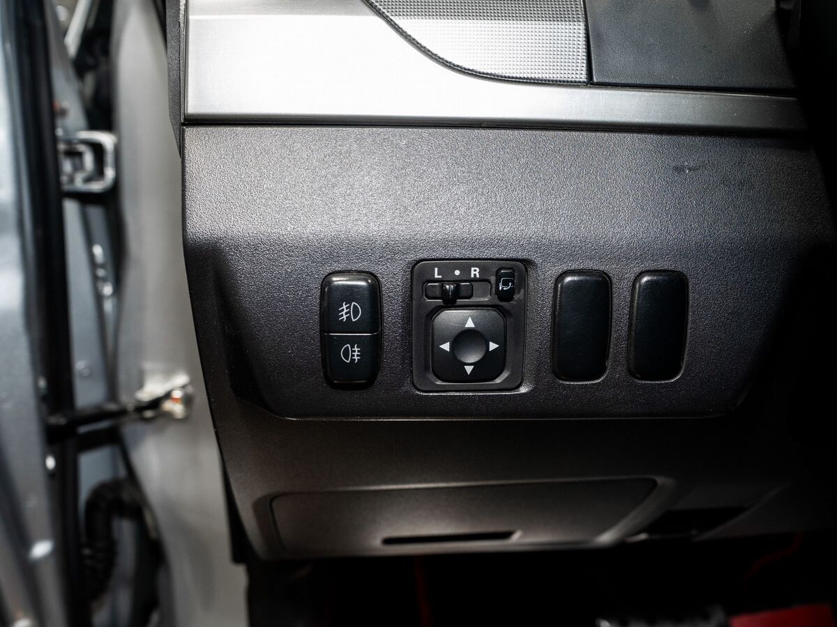 Mitsubishi Pajero 2011 - фото автомобиля