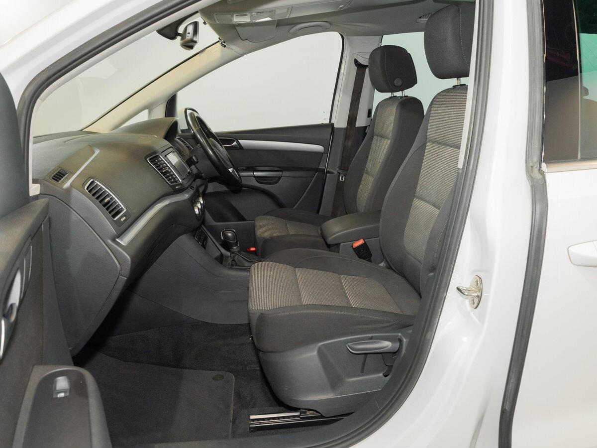 Volkswagen Sharan 2014 - фото автомобиля