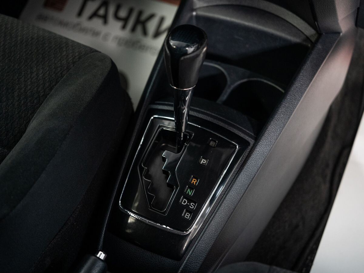 Toyota Corolla Axio 2015 - фото автомобиля