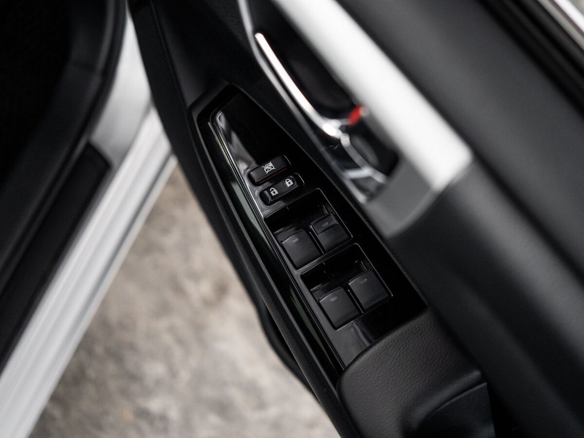 Toyota Corolla Axio 2015 - фото автомобиля