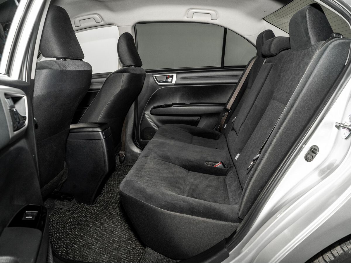 Toyota Corolla Axio 2015 - фото автомобиля
