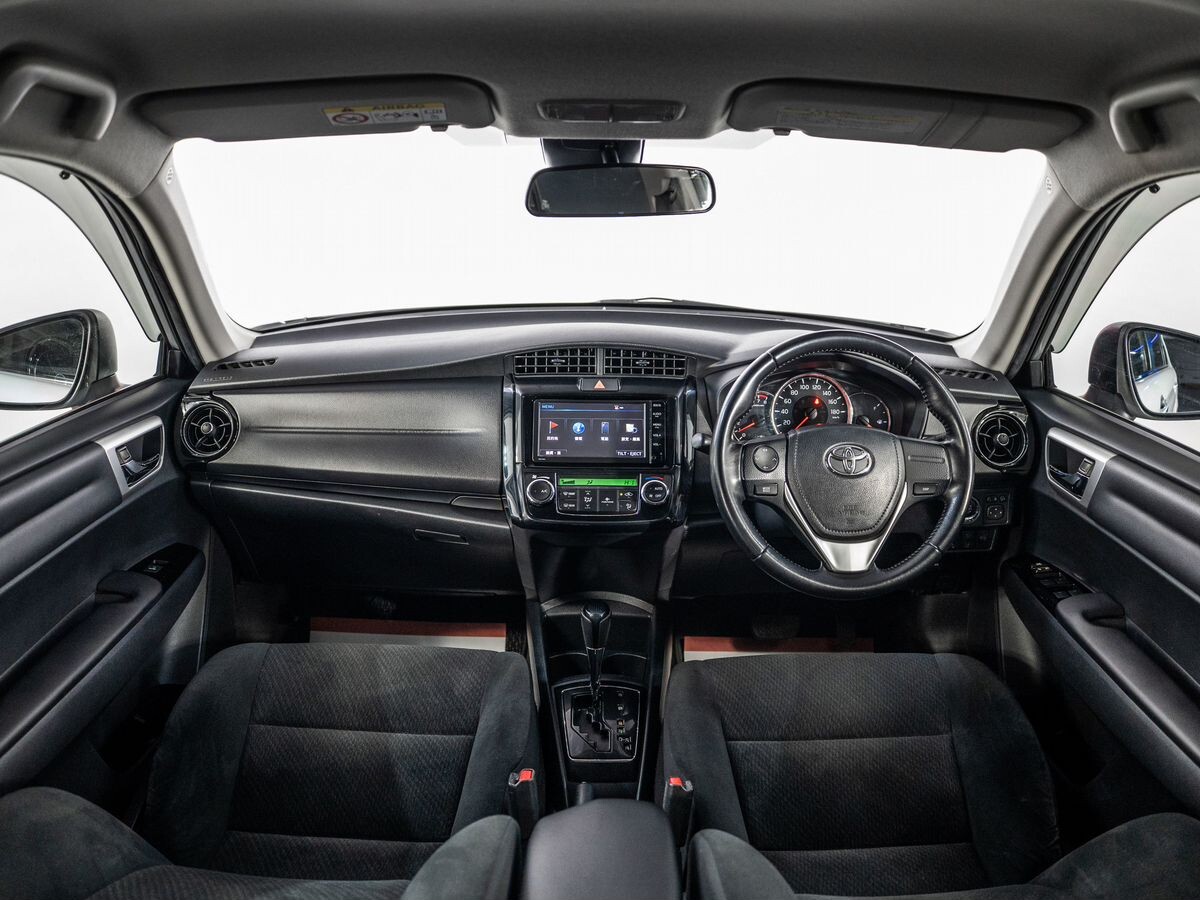 Toyota Corolla Axio 2015 - фото автомобиля