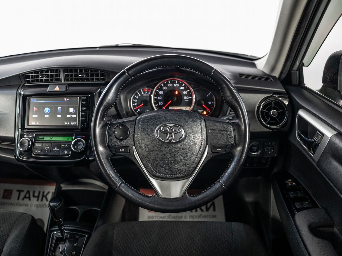 Toyota Corolla Axio 2015 - фото автомобиля