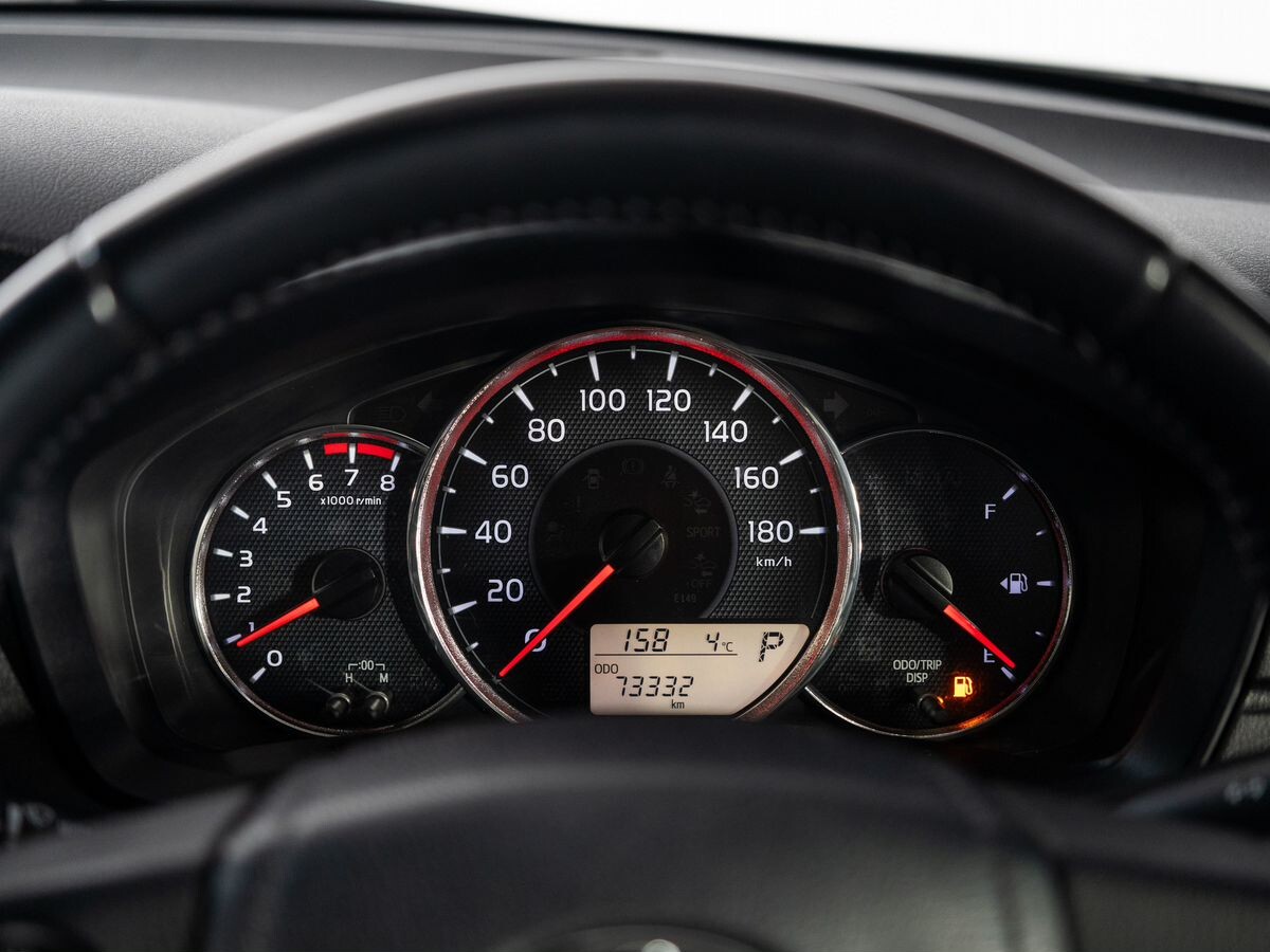 Toyota Corolla Axio 2015 - фото автомобиля