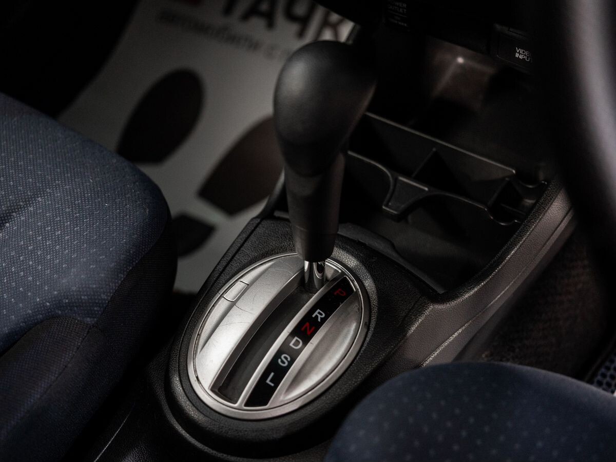 Honda Fit 2009 - фото автомобиля