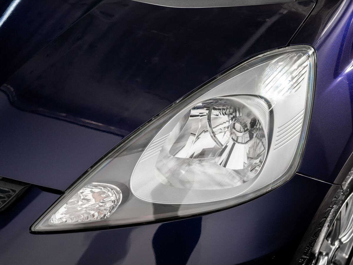 Honda Fit 2009 - фото автомобиля