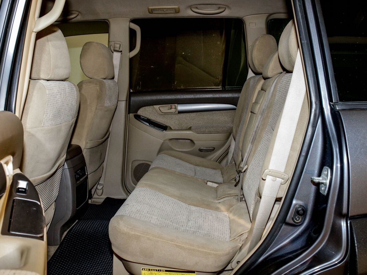 Toyota Land Cruiser Prado 2009 - фото автомобиля