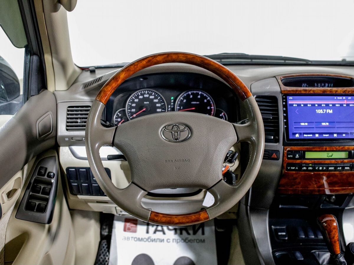 Toyota Land Cruiser Prado 2009 - фото автомобиля