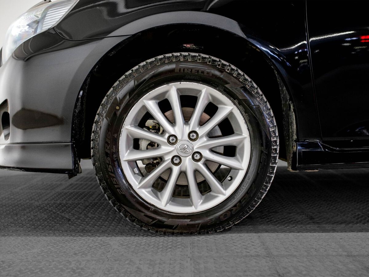 Toyota Corolla Fielder 2010 - фото автомобиля