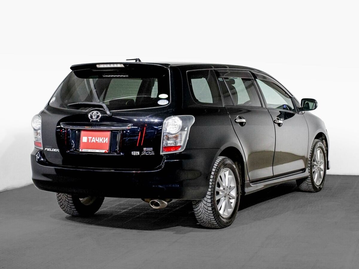 Toyota Corolla Fielder 2010 - фото автомобиля