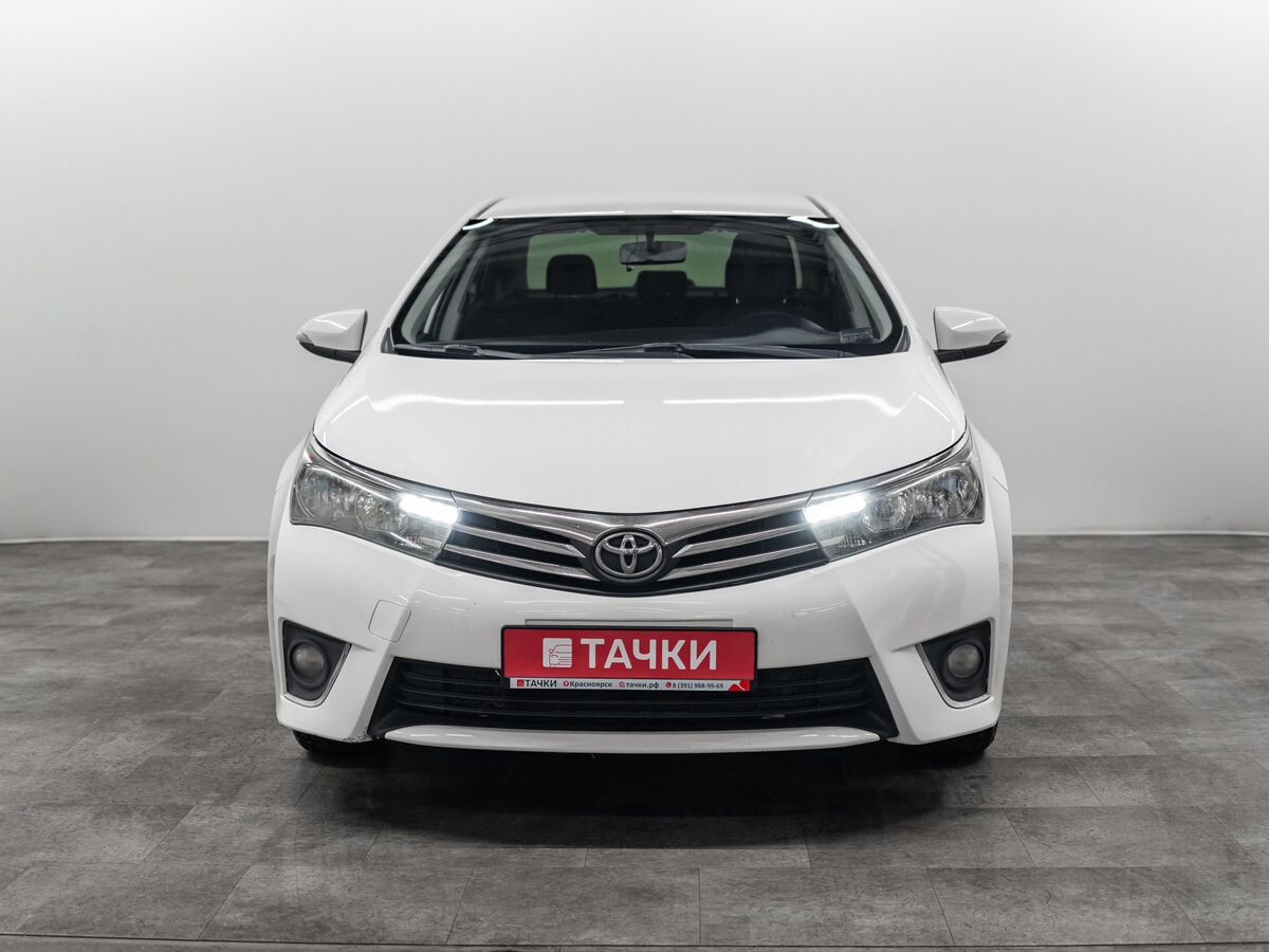 Toyota Corolla 2013 - фото автомобиля
