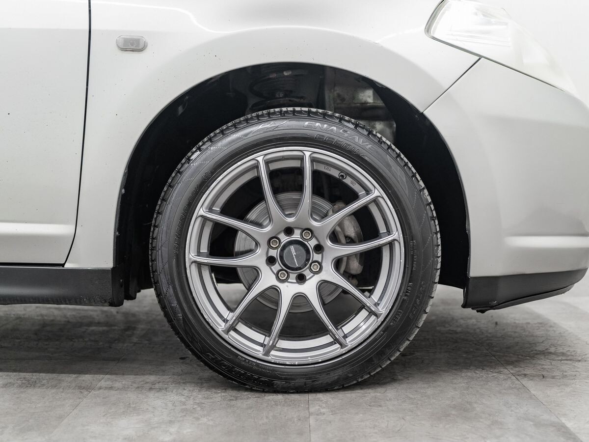 Nissan Tiida Latio 2006 - фото автомобиля