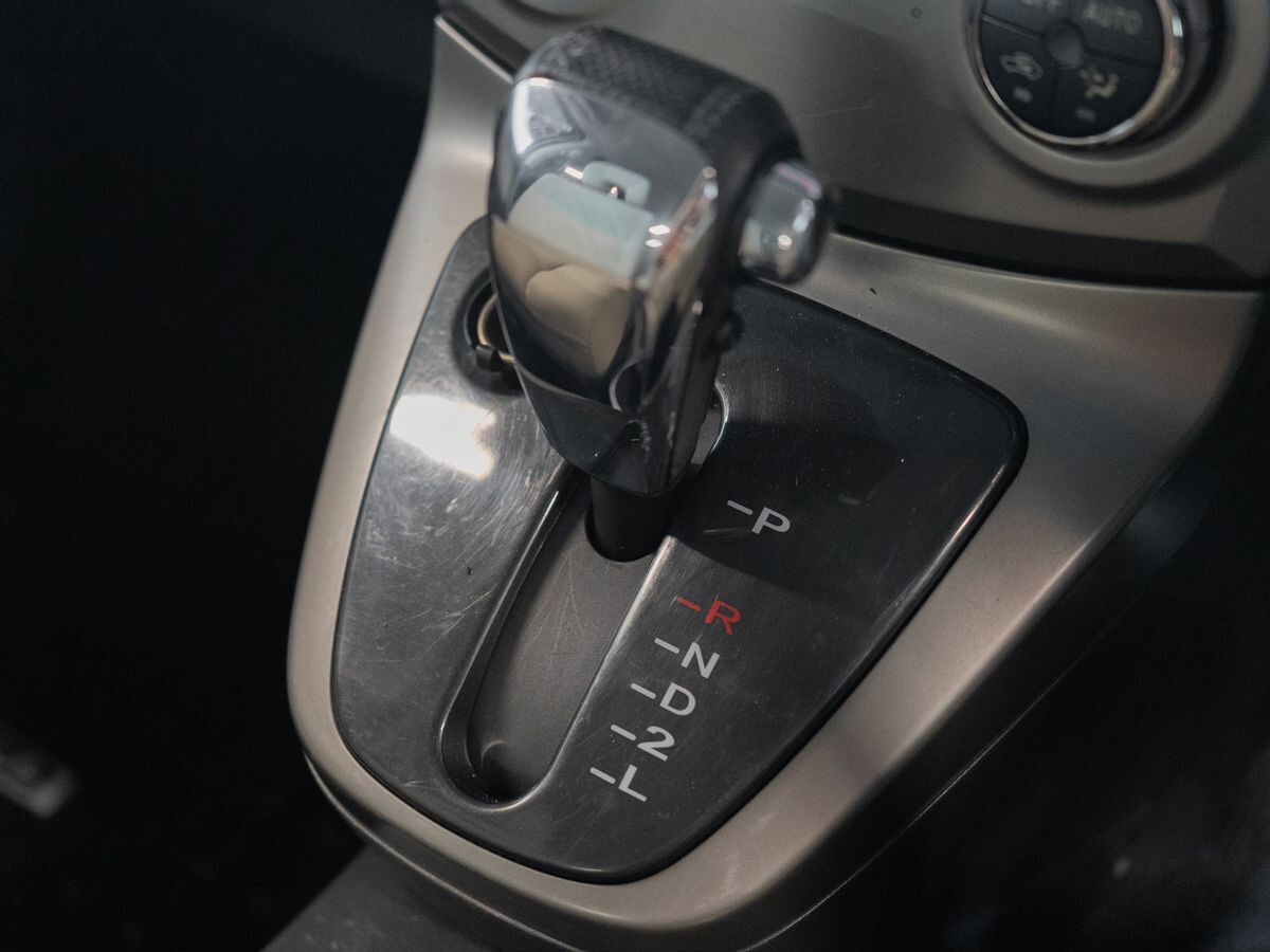 Toyota Rush 2010 - фото автомобиля