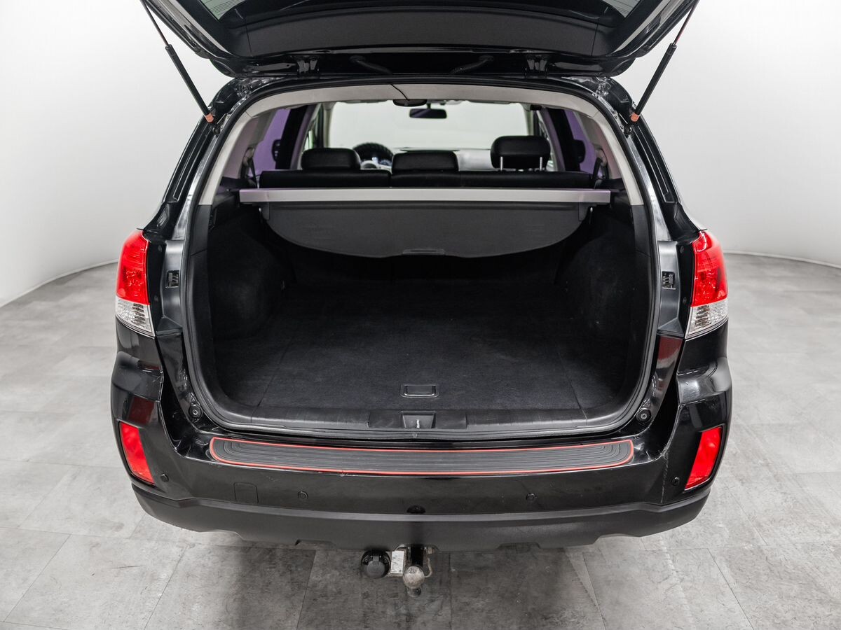 Subaru Outback 2010 - фото автомобиля