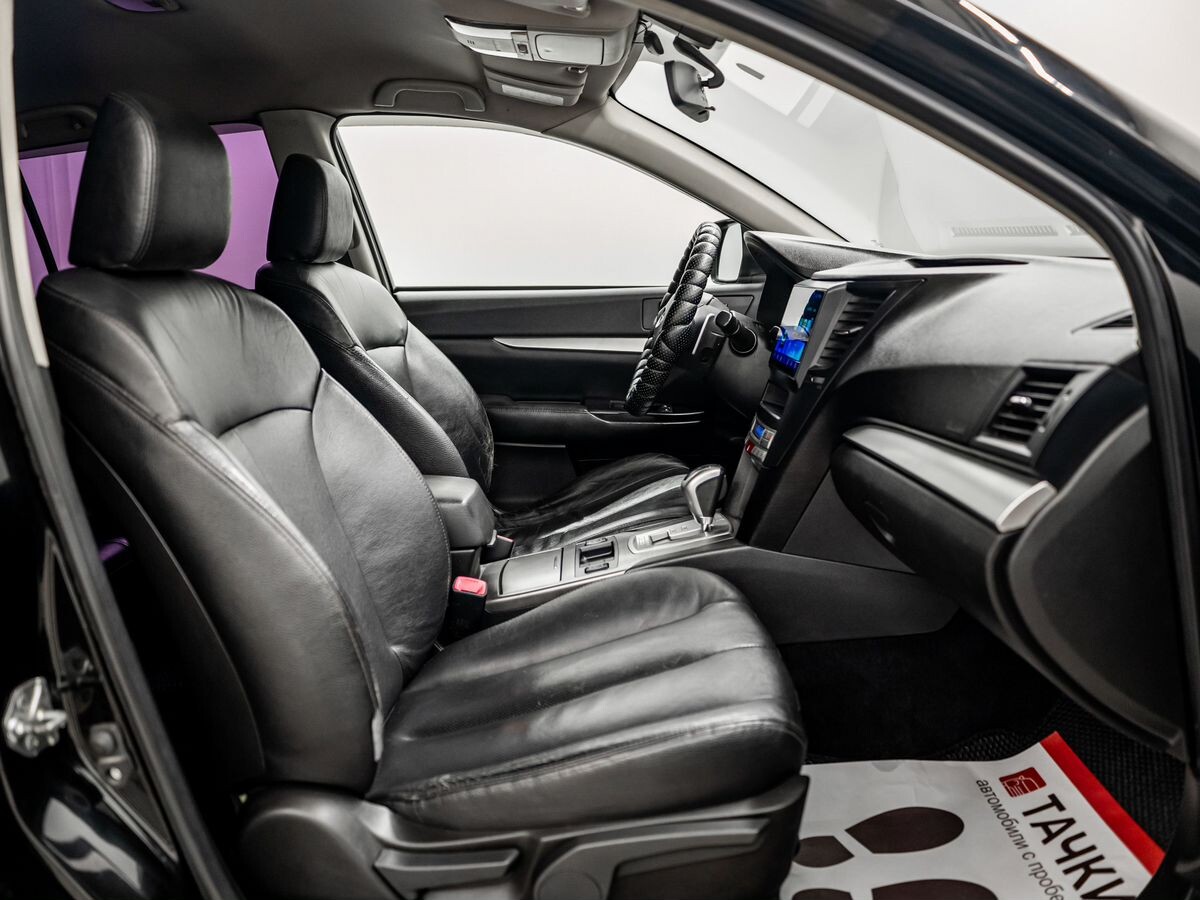 Subaru Outback 2010 - фото автомобиля