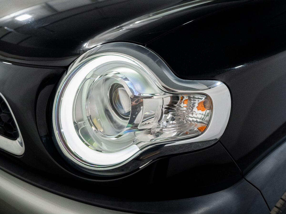 Suzuki Xbee 2020 - фото автомобиля