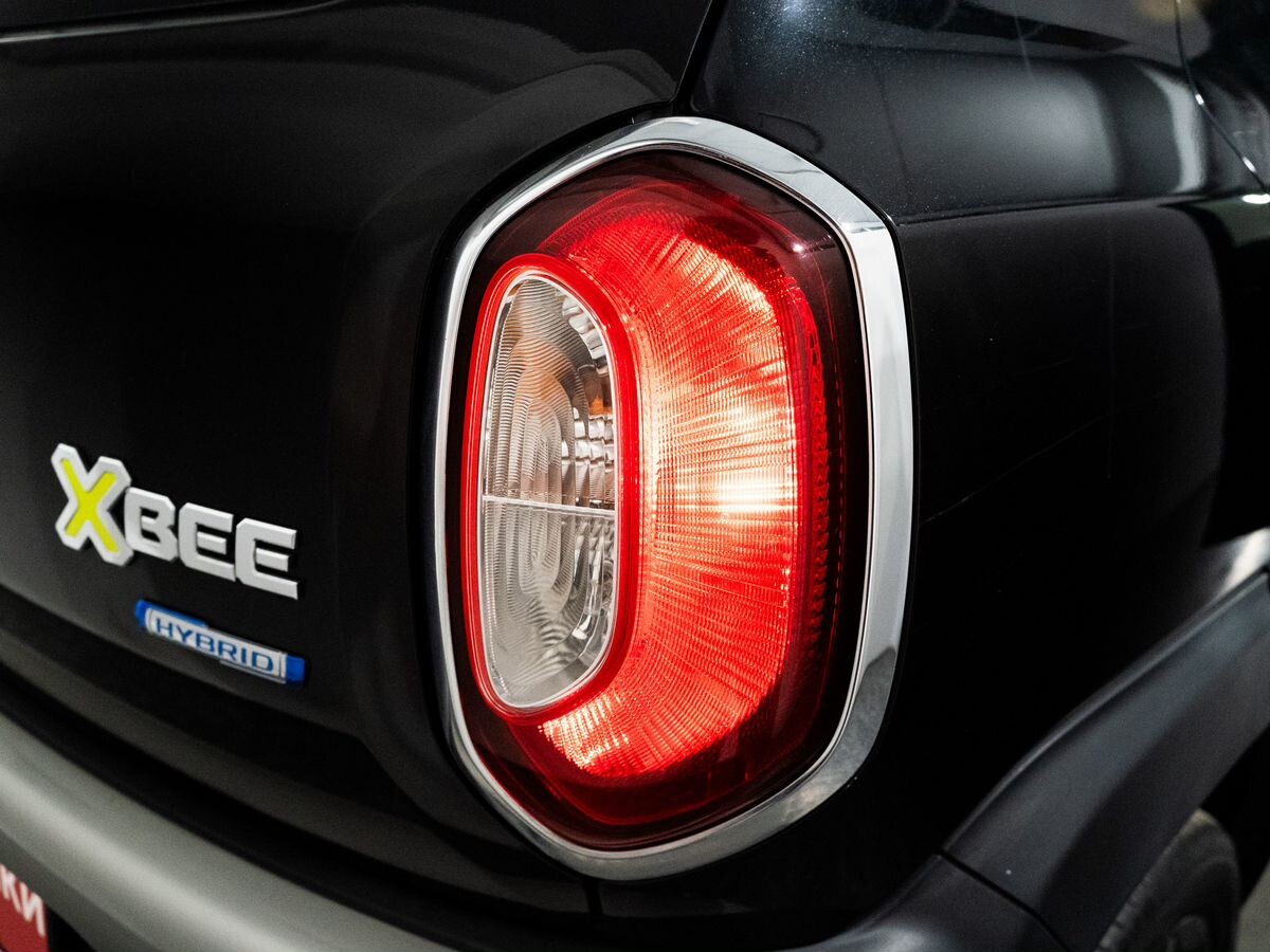Suzuki Xbee 2020 - фото автомобиля