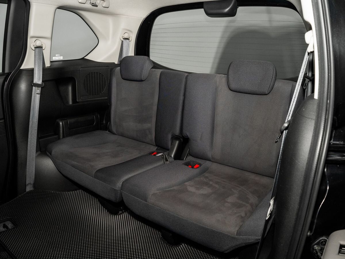 Honda Freed 2010 - фото автомобиля
