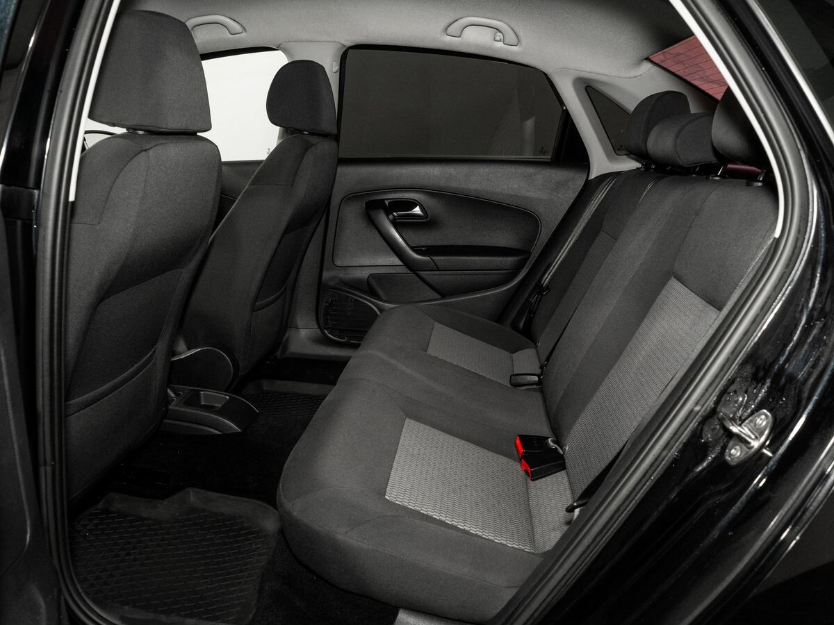 Volkswagen Polo 2014 - фото автомобиля