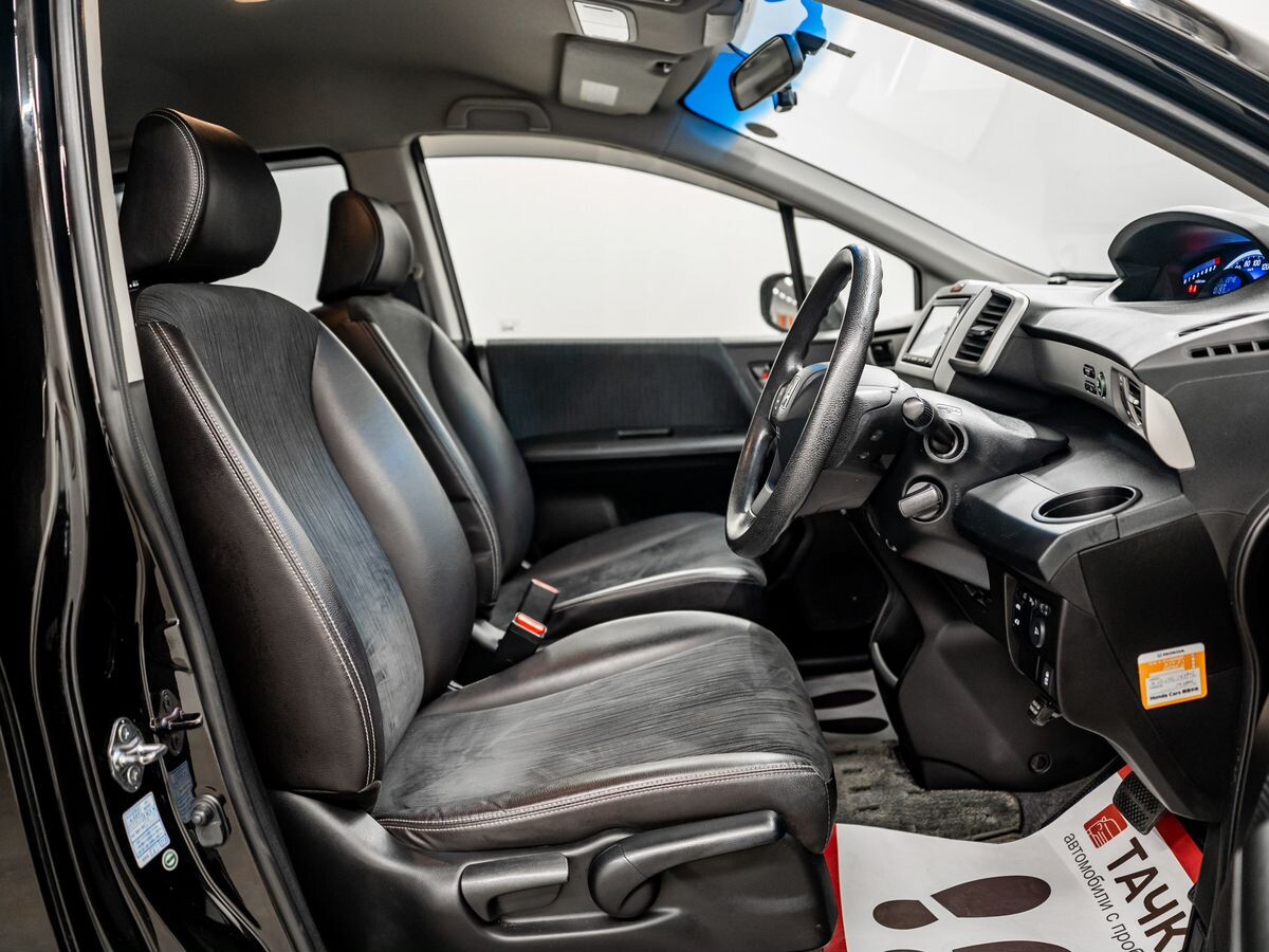 Honda Freed 2014 - фото автомобиля